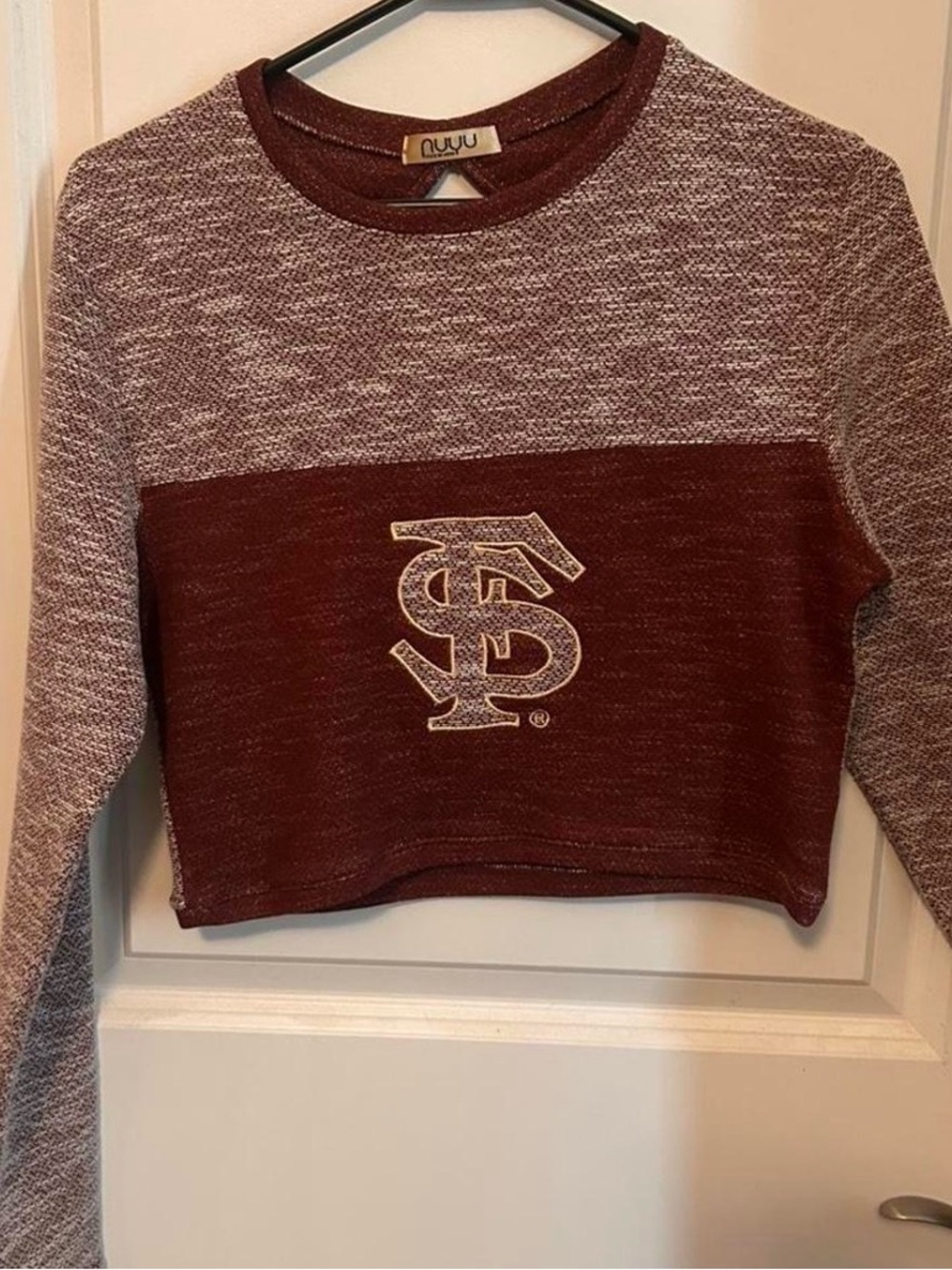 Nuyu Women's Maroon Heather Long Sleeve Cropped Tee